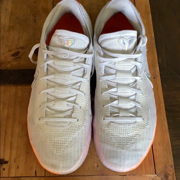 kobe ad nxt 360 amazon